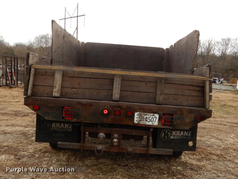 image for item J5627 2002 Ford F350 Super Duty XL flatbed pickup truck