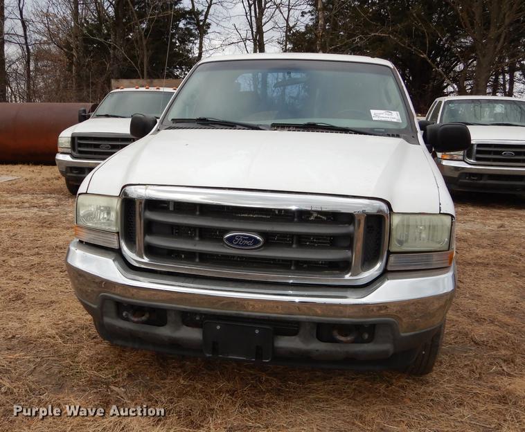 image for item J5628 2004 Ford F250 Super Duty XL SuperCab pickup truck