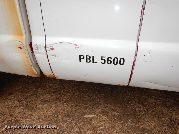 image for item J5628 2004 Ford F250 Super Duty XL SuperCab pickup truck