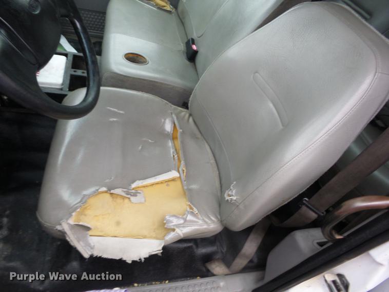 image for item K6291 2001 Ford F750 Crew Cab flatbed truck with DMF Rail Gear