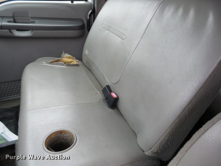 image for item K6291 2001 Ford F750 Crew Cab flatbed truck with DMF Rail Gear