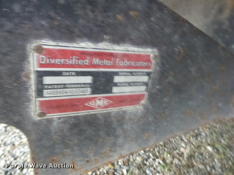 image for item K6291 2001 Ford F750 Crew Cab flatbed truck with DMF Rail Gear