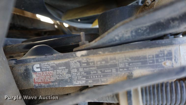 image for item DA1299 1999 Ford F800 flatbed truck