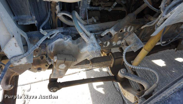 image for item DA1299 1999 Ford F800 flatbed truck