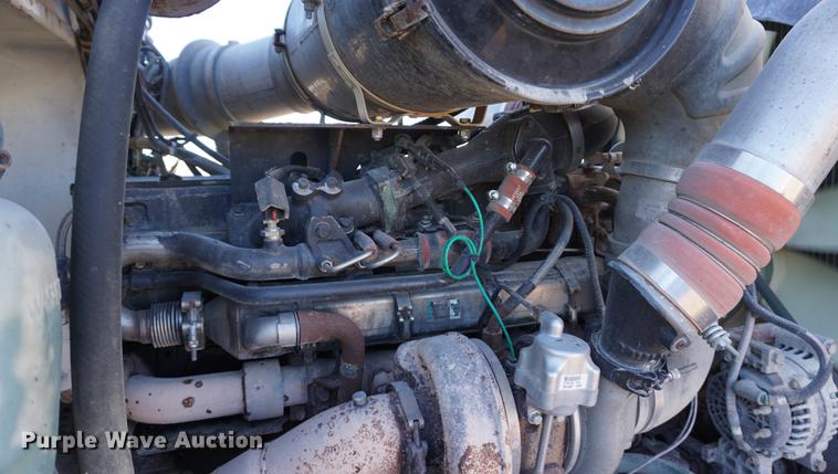 image for item DA1496 2005 Peterbilt 357 dump truck