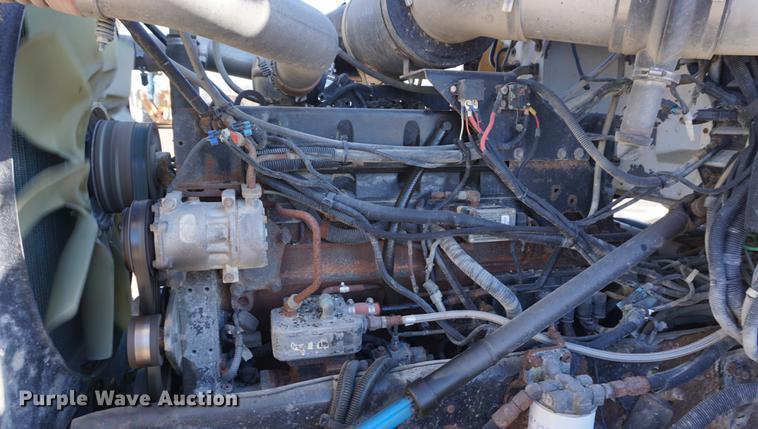 image for item DA1496 2005 Peterbilt 357 dump truck