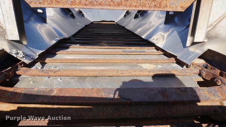 image for item DA1496 2005 Peterbilt 357 dump truck