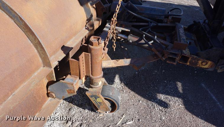 image for item DA1496 2005 Peterbilt 357 dump truck