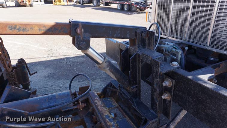 image for item DA1496 2005 Peterbilt 357 dump truck