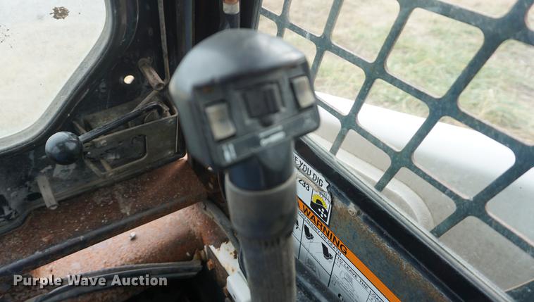 image for item DB0328 1999 Bobcat 863 skid steer