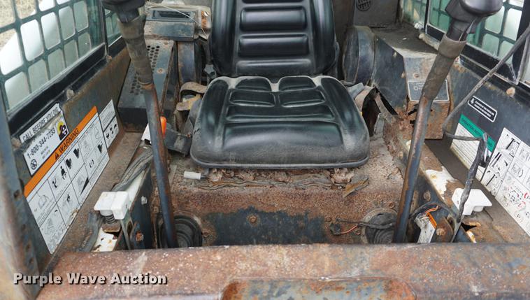 image for item DB0328 1999 Bobcat 863 skid steer