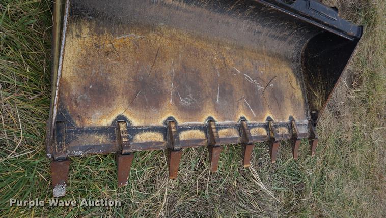 image for item DB0328 1999 Bobcat 863 skid steer