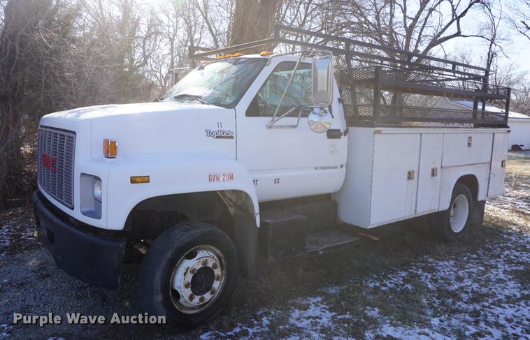 image for item DB0331 1995 GMC TopKick utility truck