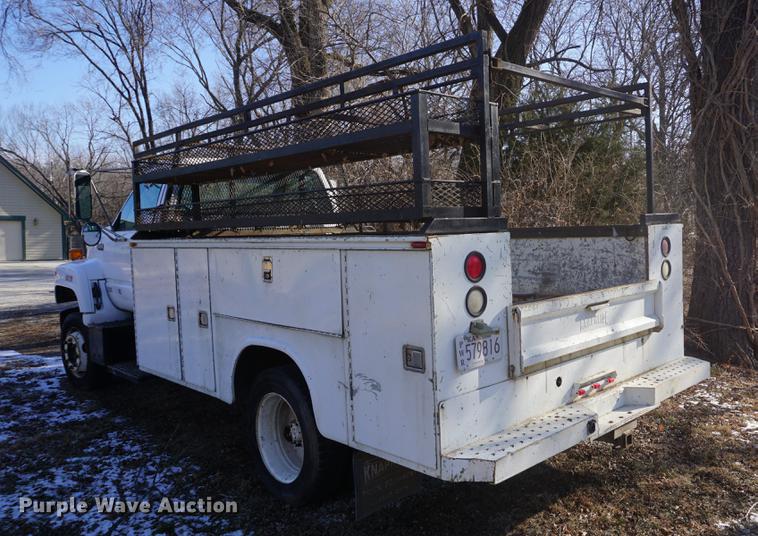 image for item DB0331 1995 GMC TopKick utility truck