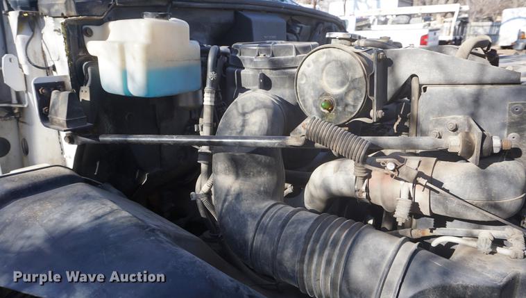 image for item DB0331 1995 GMC TopKick utility truck