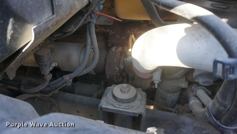 image for item DB0331 1995 GMC TopKick utility truck