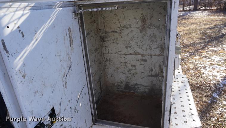 image for item DB0331 1995 GMC TopKick utility truck