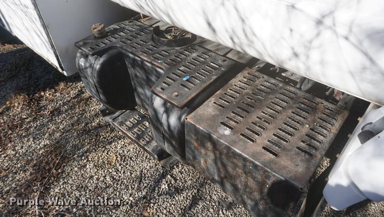 image for item DB0331 1995 GMC TopKick utility truck