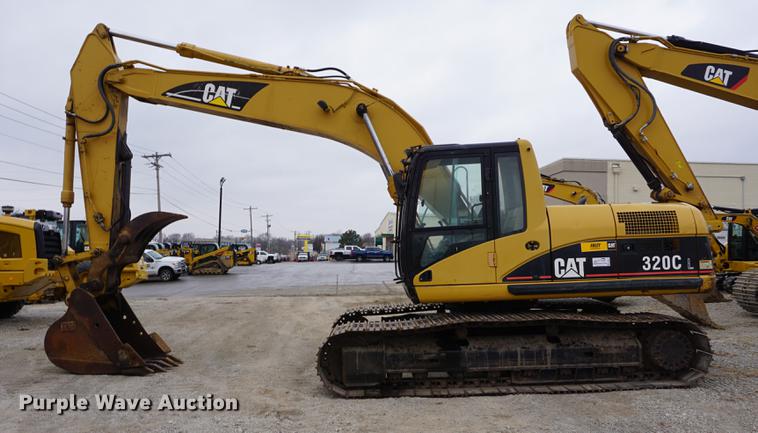 image for item DB0341 2002 Caterpillar 320CL excavator