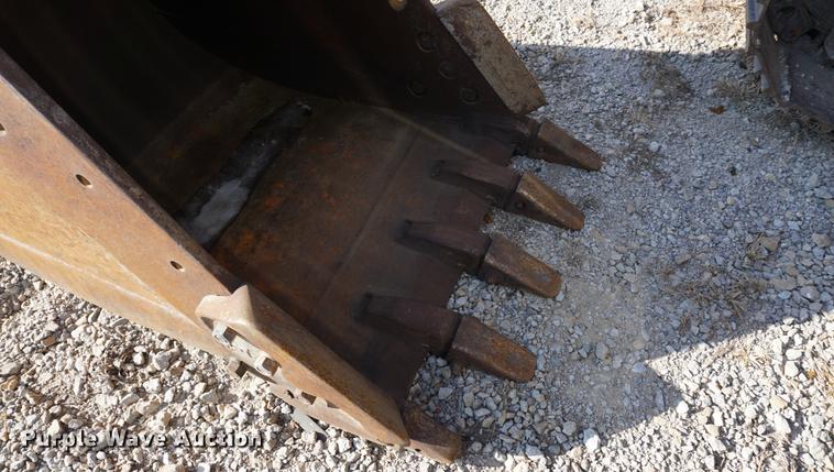 image for item DB0341 2002 Caterpillar 320CL excavator