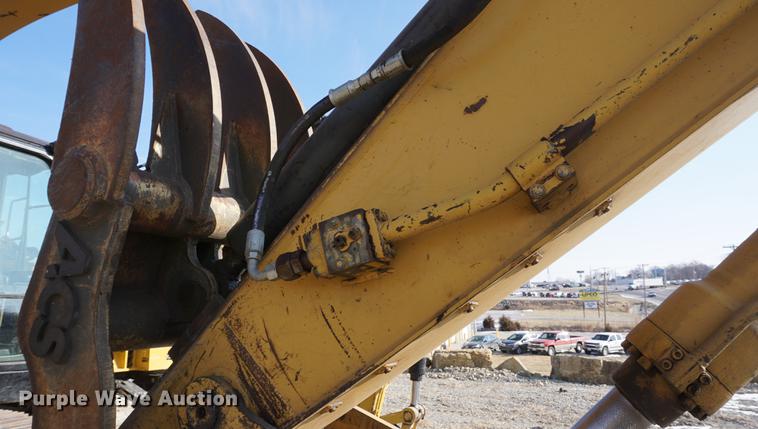 image for item DB0341 2002 Caterpillar 320CL excavator