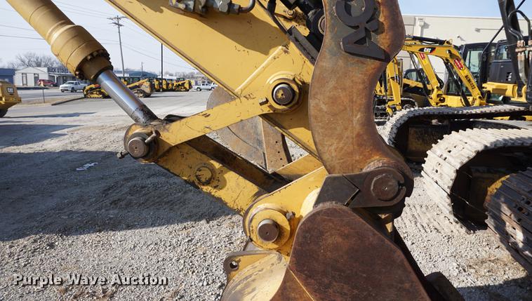 image for item DB0341 2002 Caterpillar 320CL excavator