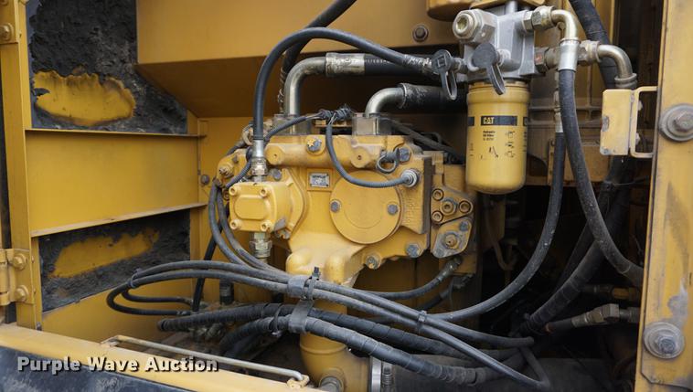 image for item DB0341 2002 Caterpillar 320CL excavator