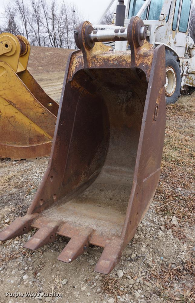 image for item DB0341 2002 Caterpillar 320CL excavator
