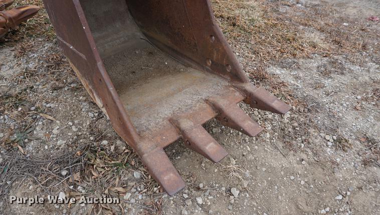 image for item DB0341 2002 Caterpillar 320CL excavator