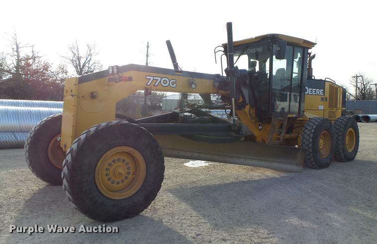 image for item DB7322 2009 John Deere 770G motor grader
