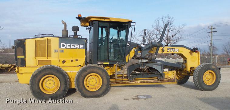 image for item DB7322 2009 John Deere 770G motor grader