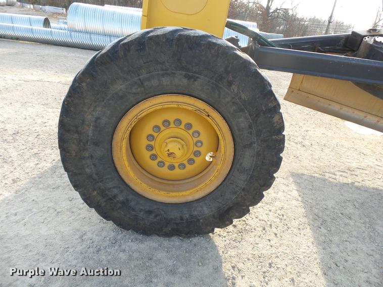 image for item DB7322 2009 John Deere 770G motor grader