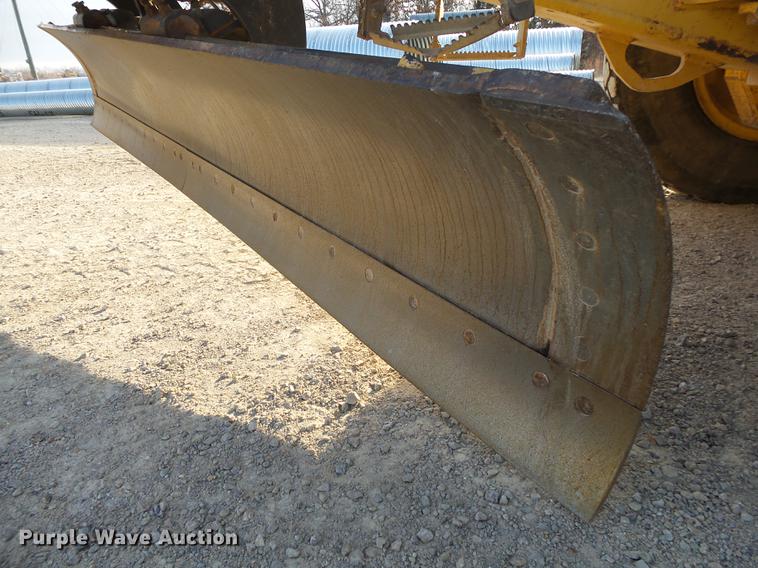 image for item DB7322 2009 John Deere 770G motor grader