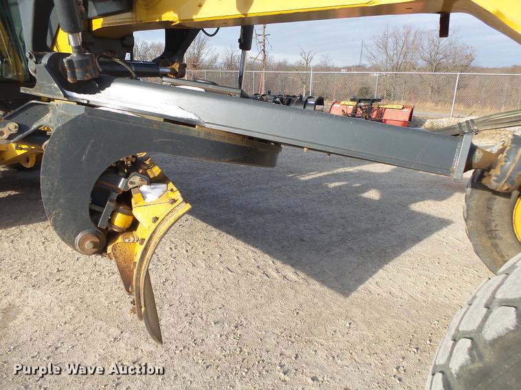 image for item DB7322 2009 John Deere 770G motor grader