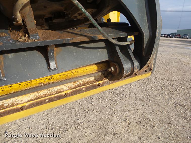 image for item DB7322 2009 John Deere 770G motor grader