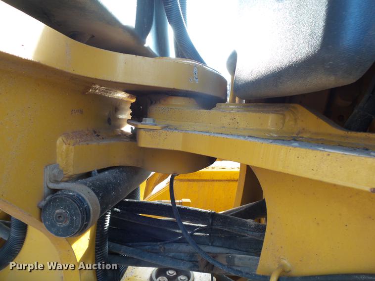 image for item DB7322 2009 John Deere 770G motor grader