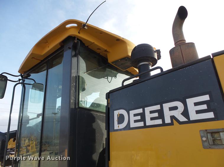 image for item DB7322 2009 John Deere 770G motor grader