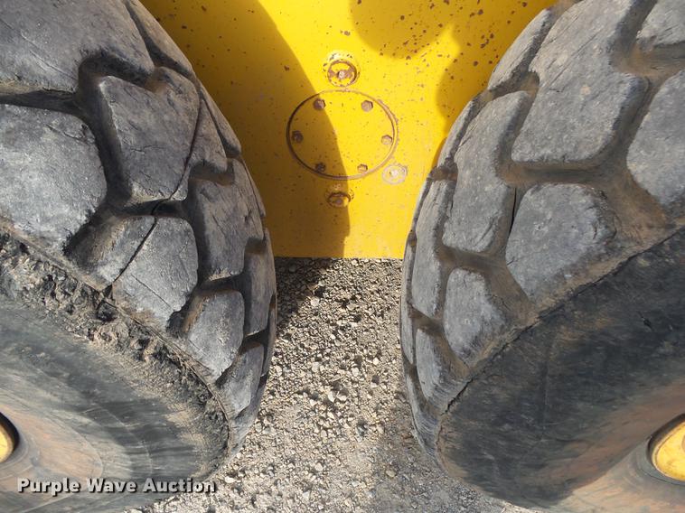 image for item DB7322 2009 John Deere 770G motor grader