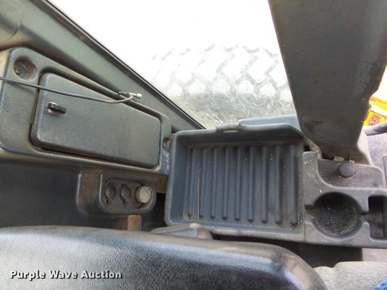 image for item DB7322 2009 John Deere 770G motor grader