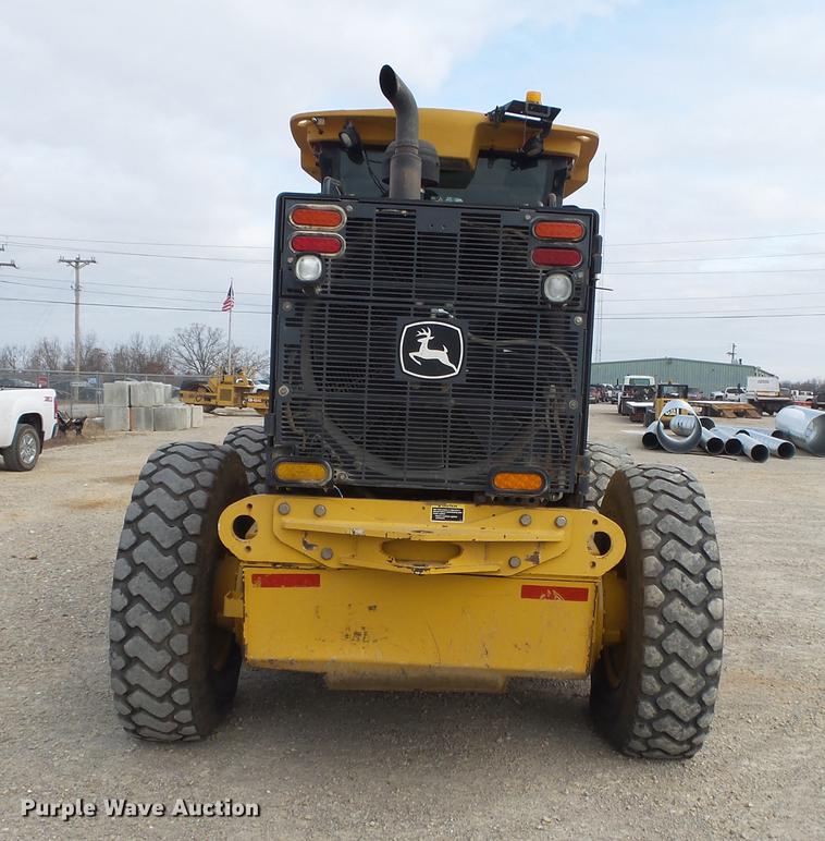 image for item DB7323 2009 John Deere 770G motor grader