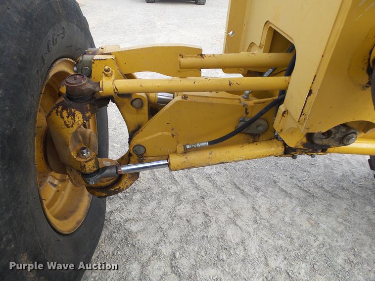 image for item DB7323 2009 John Deere 770G motor grader