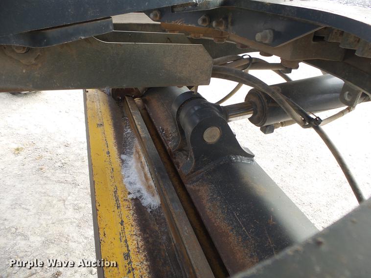 image for item DB7323 2009 John Deere 770G motor grader