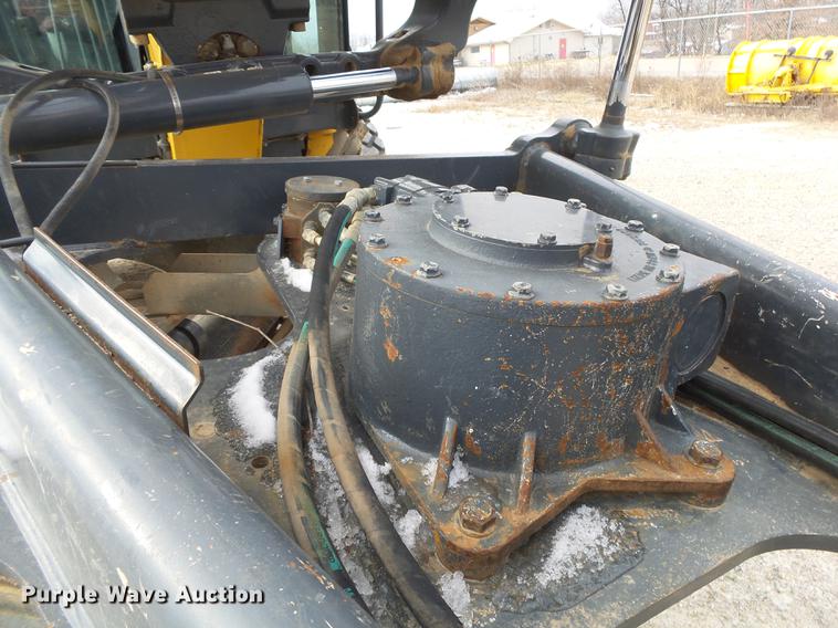 image for item DB7323 2009 John Deere 770G motor grader