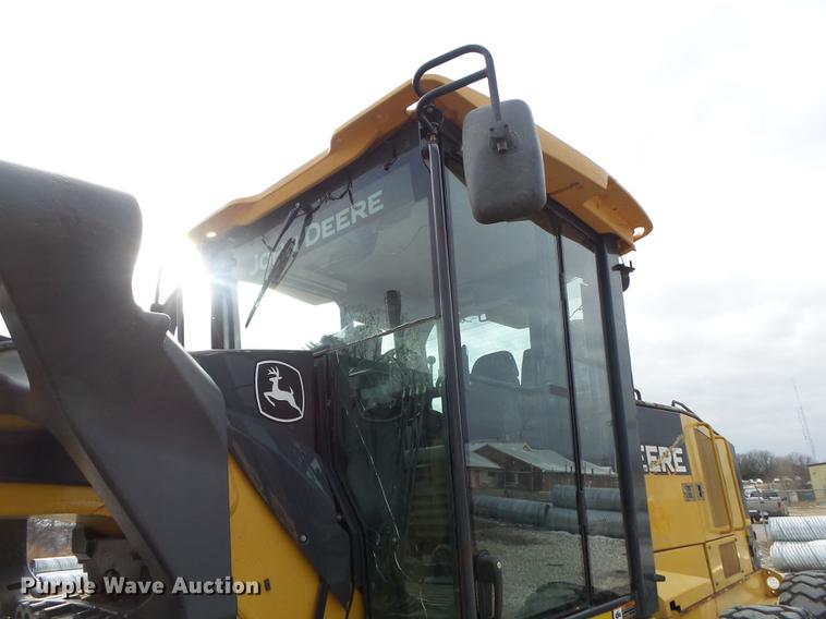 image for item DB7323 2009 John Deere 770G motor grader