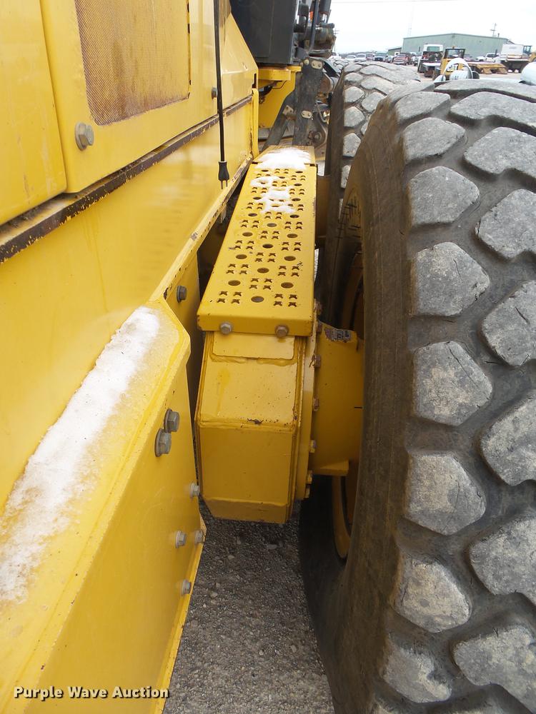 image for item DB7323 2009 John Deere 770G motor grader