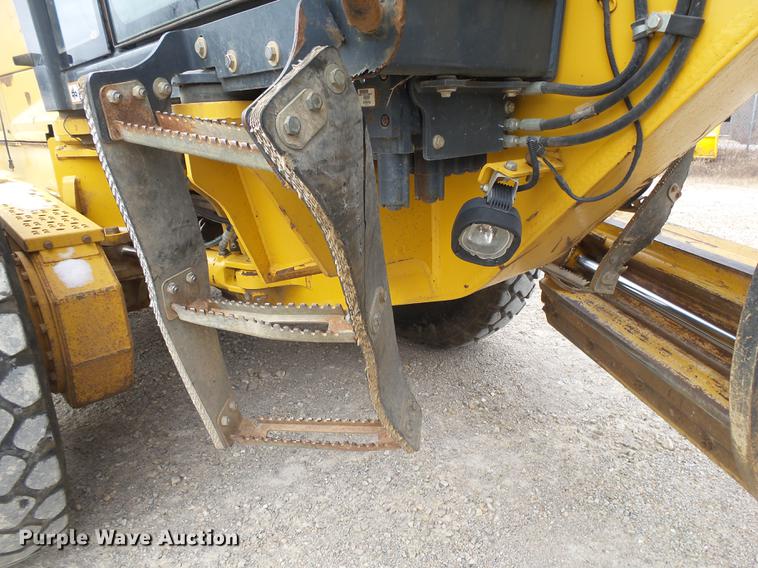 image for item DB7323 2009 John Deere 770G motor grader