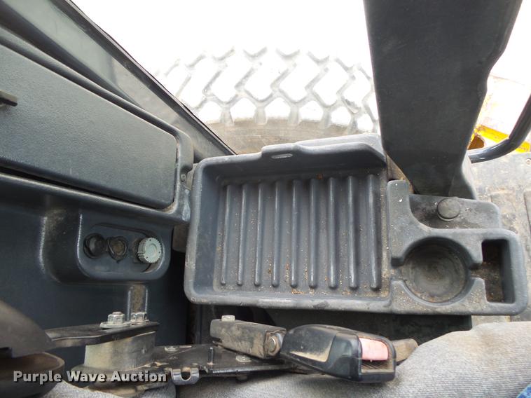 image for item DB7323 2009 John Deere 770G motor grader