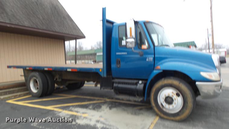 image for item DB9831 2002 International 4300 flat dump bed truck