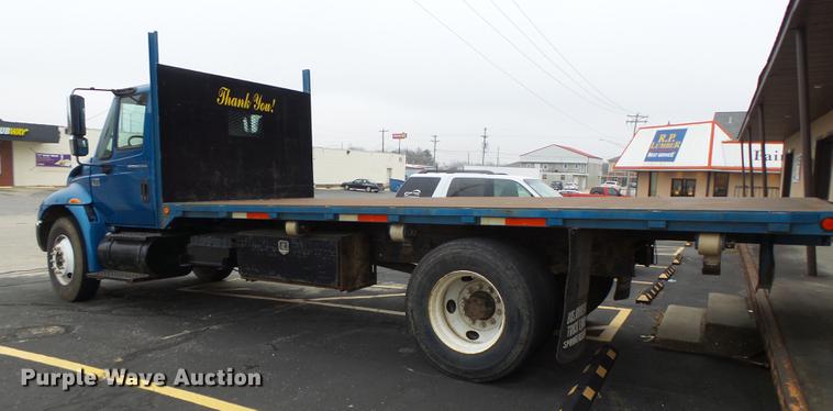 image for item DB9831 2002 International 4300 flat dump bed truck