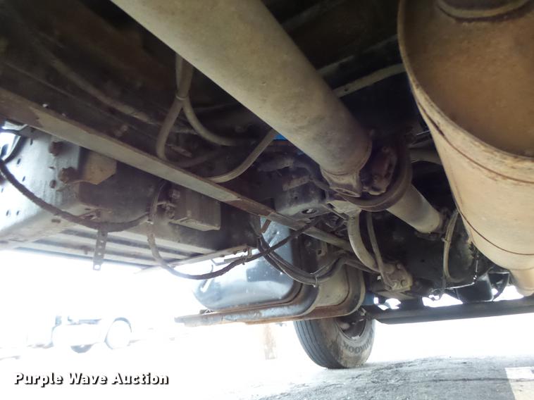 image for item DB9831 2002 International 4300 flat dump bed truck